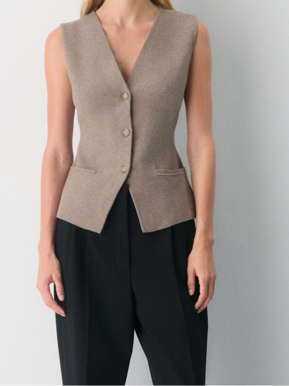 Aritzia stakes sweater vest